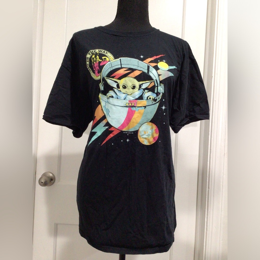 Star Wars Baby Yoda graphic T-shirt size Large